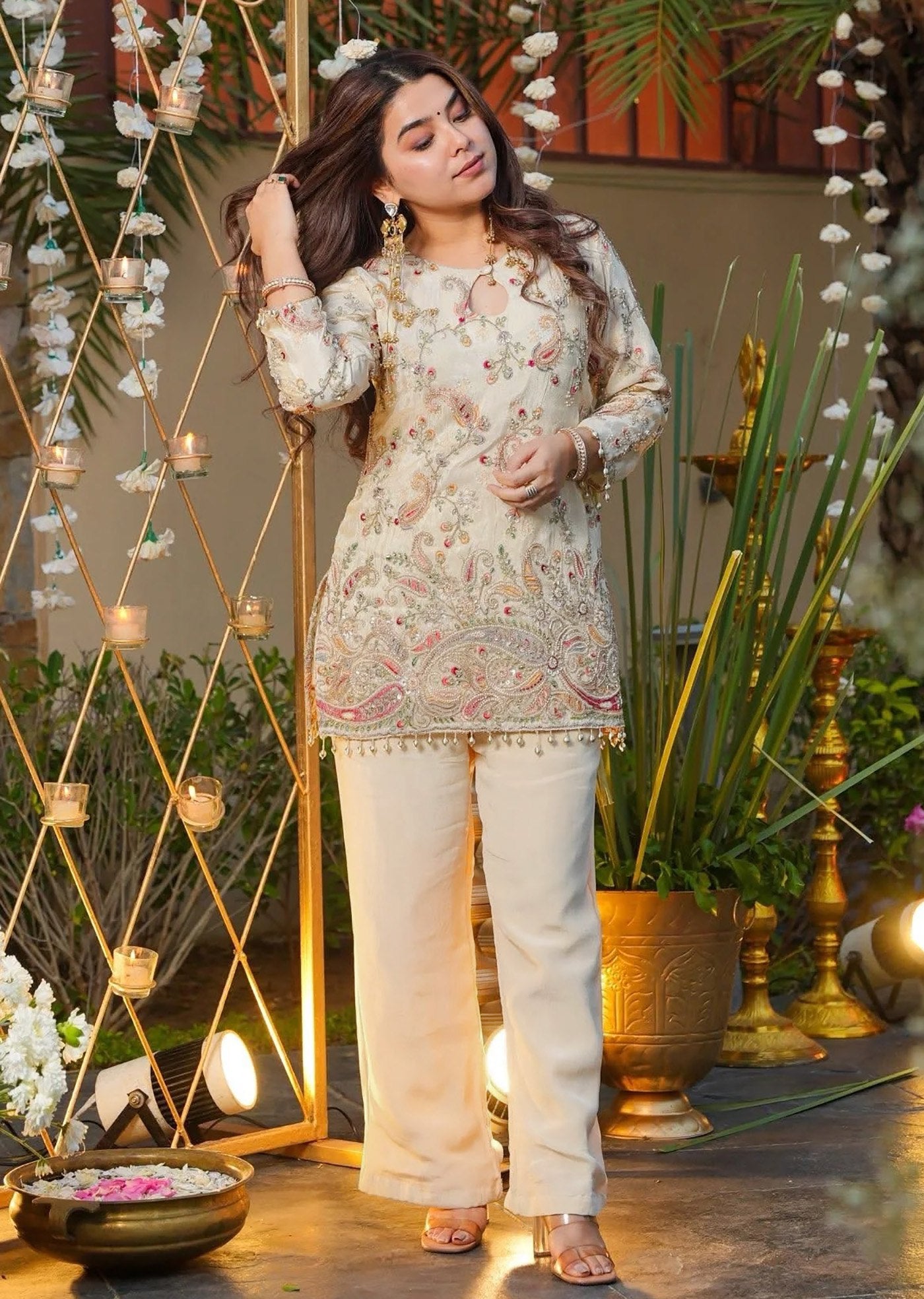 Ivory Noor Embroidered Set - Kurtikala