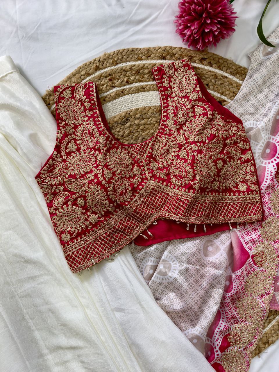 Gulabi Noor Dhoti Set