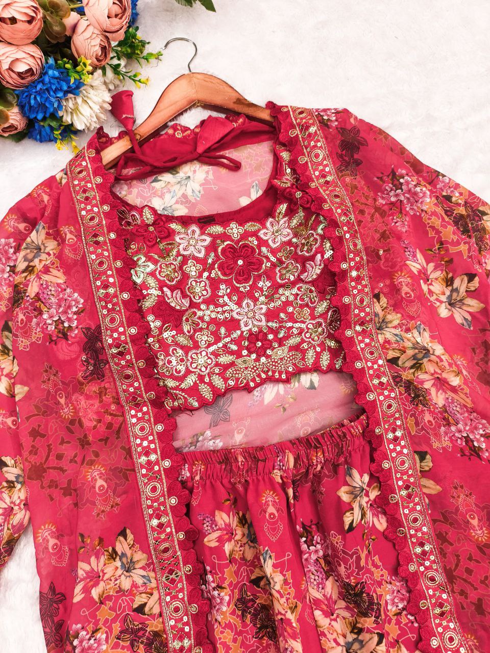 Mrunal Thakur Digital Print Shrug Plazo Set