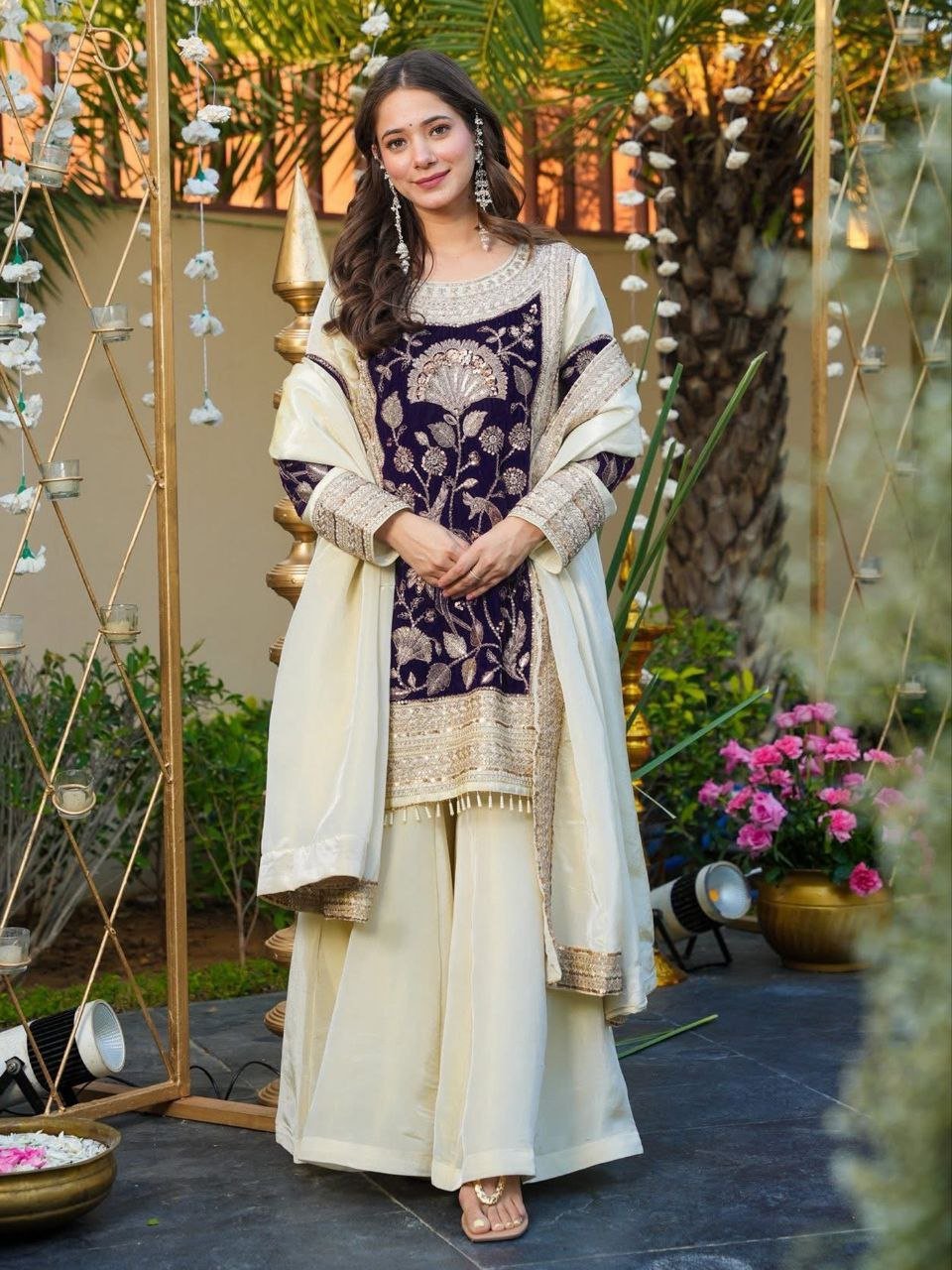 Noor - e - Royal Palazzo Set - Kurtikala