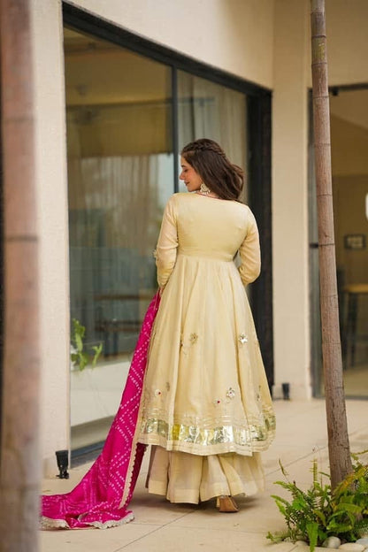 Bandhani Grace Anarkali Set - Kurtikala