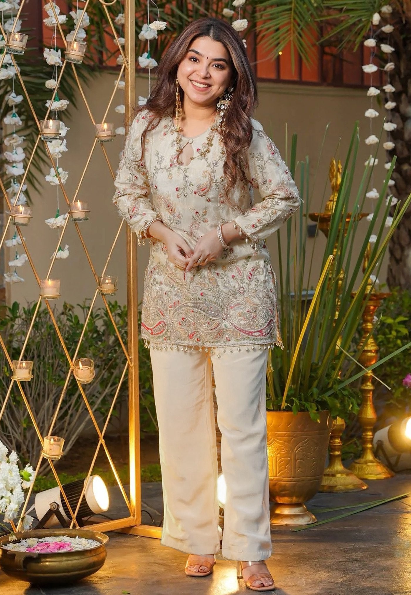 Ivory Noor Embroidered Set - Kurtikala