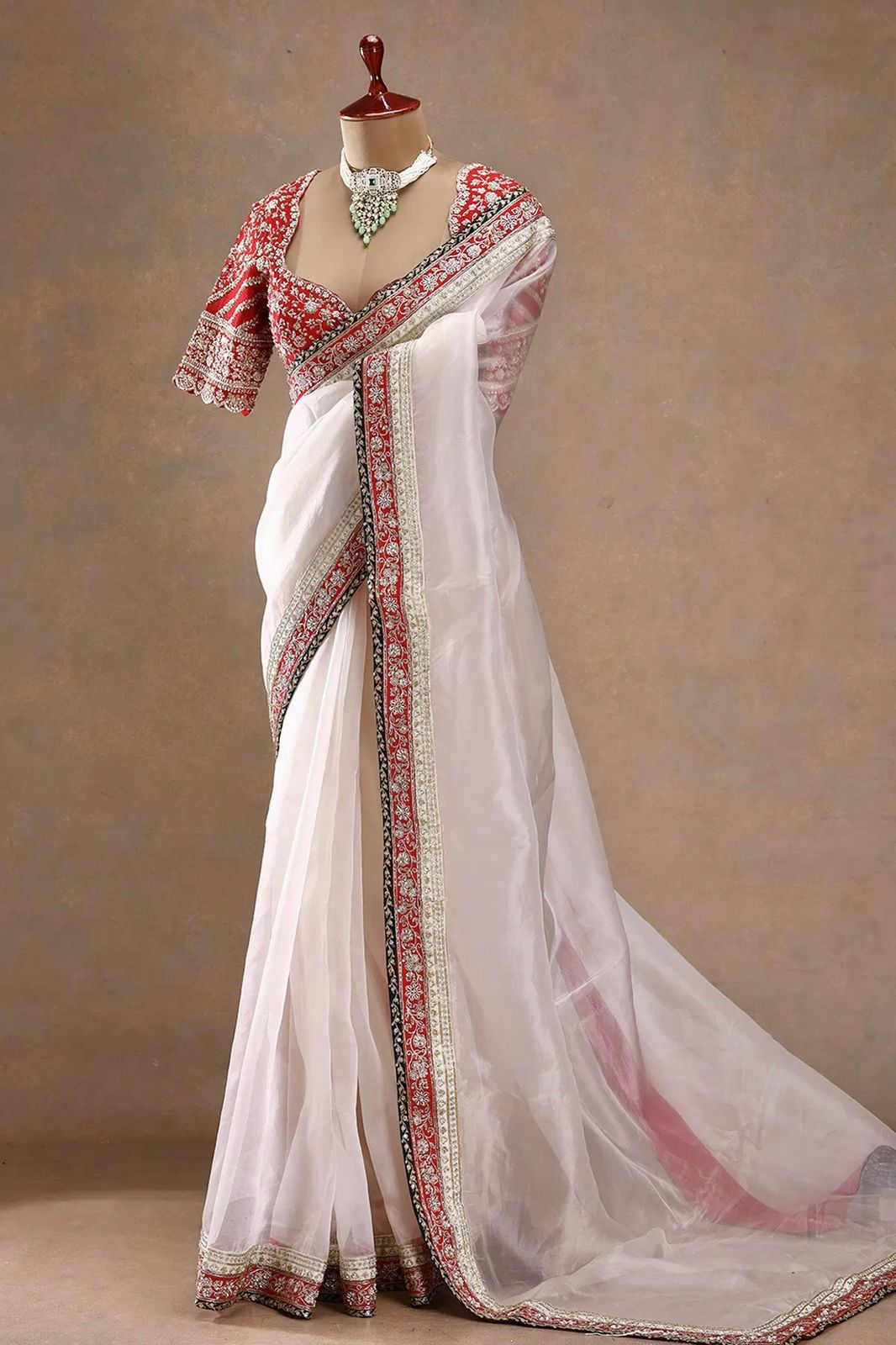 Ivory Rajnita Saree - Kurtikala
