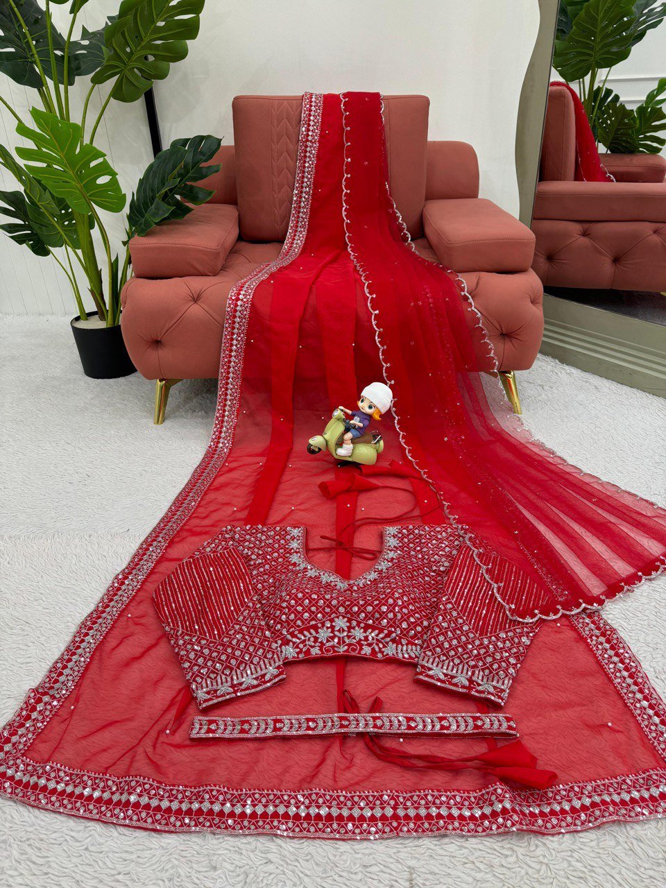 Ruhani Scarlet Saree - Kurtikala