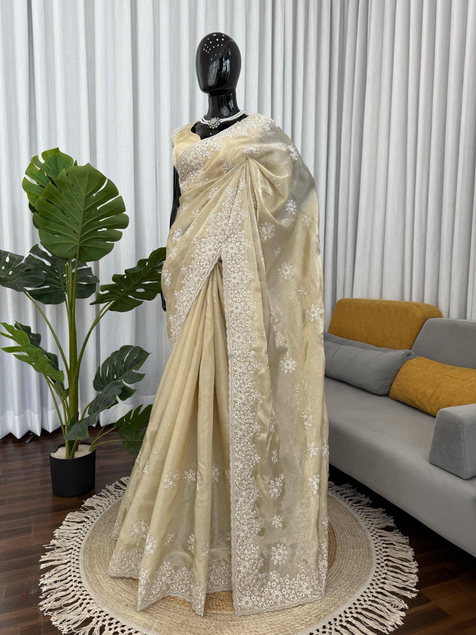 Ivory Noor Royale Saree - Kurtikala