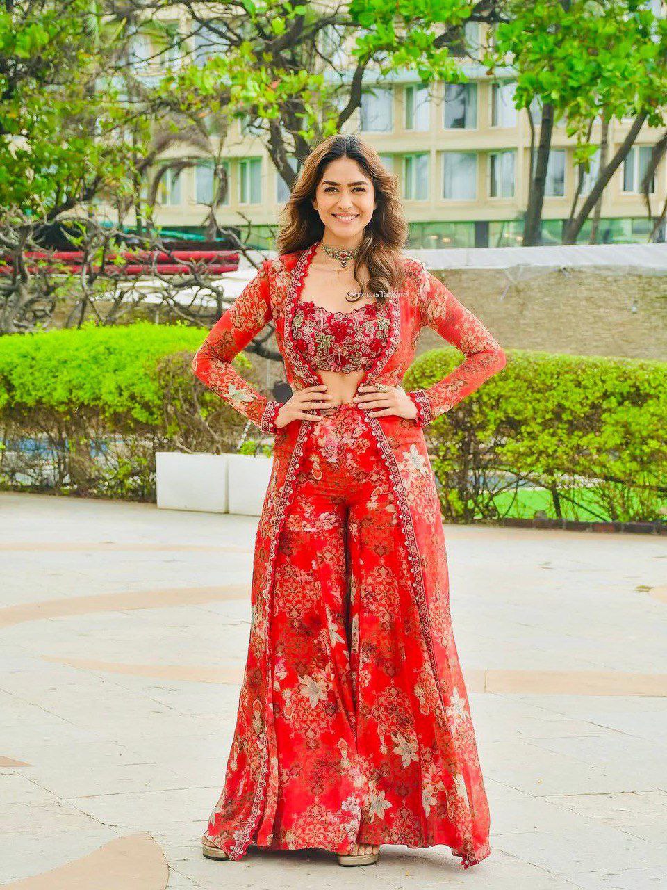 Mrunal Thakur Digital Print Shrug Plazo Set